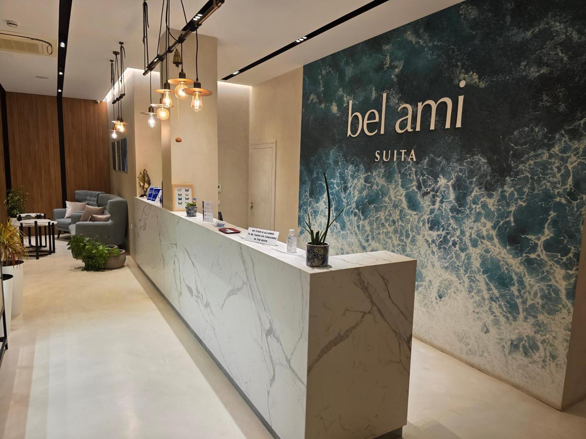 Bel Ami Suita Hotel Orikum Exterior photo